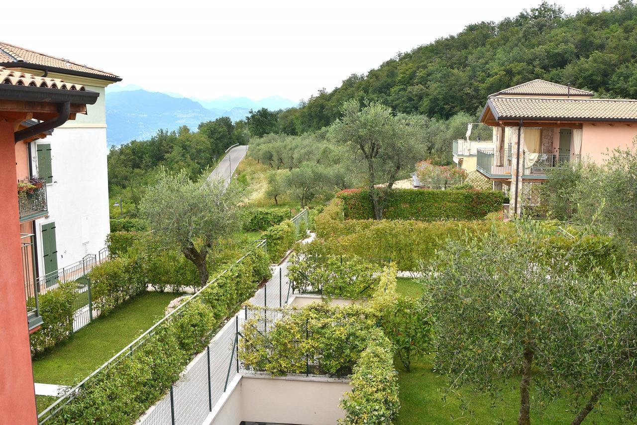 Residenza Alle Torri With Pool Torri Del Benaco Exterior photo